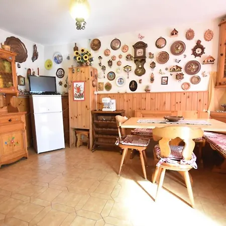 Casa Canale - Residenze Bucaneve Tonezza del Cimone Exterior photo